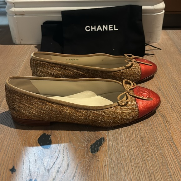 Chanel Raffia Cap Toe Ballet Flats - Picture 3 of 5